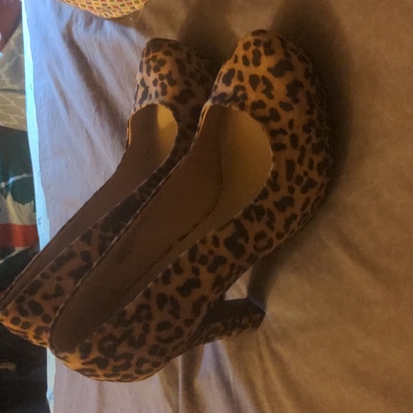 Torrid 9.5WW Cheetah Print Torrid Heals Like New Plus Size Heels - Picture 3 of 12